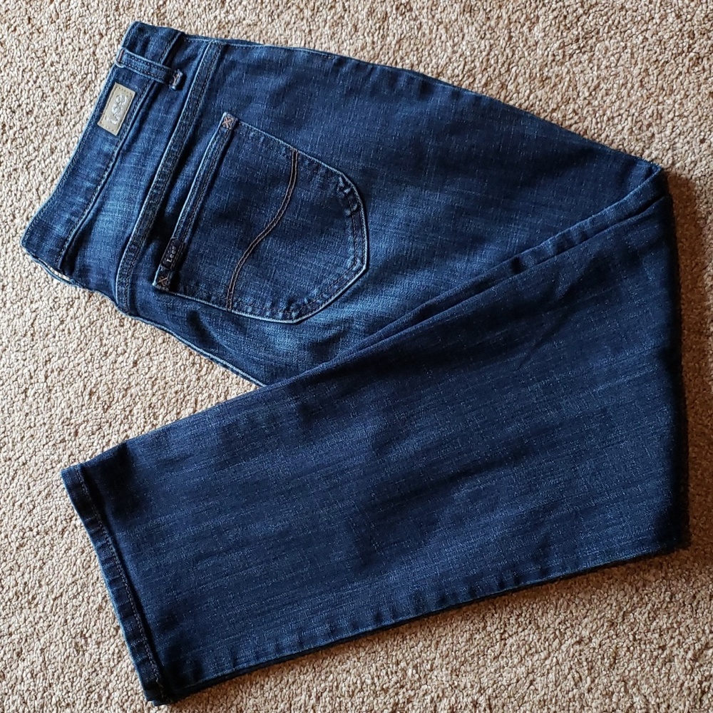 Lee Jeans, Relaxed Fit, Straight Leg, Women's Petite Size 12 Dark Wash